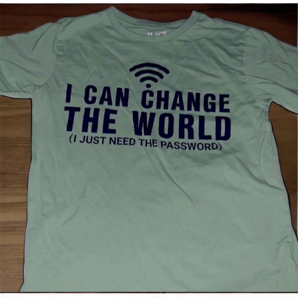 “I can change the World I just need the Password” Boys Tee size M 7/8